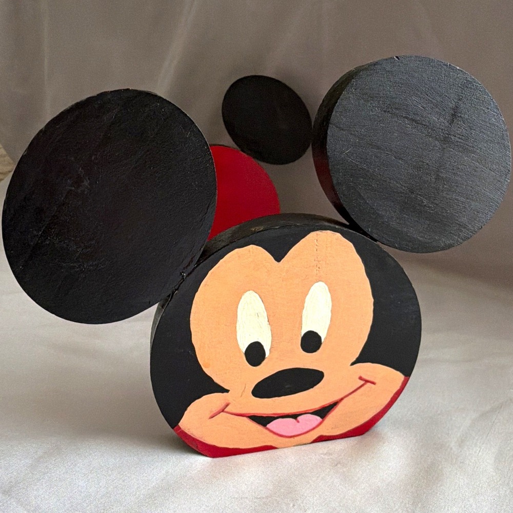 Vintage Disney Mickey Mouse Wooden Painted Holder/Rack Red & Black 13in x 8in